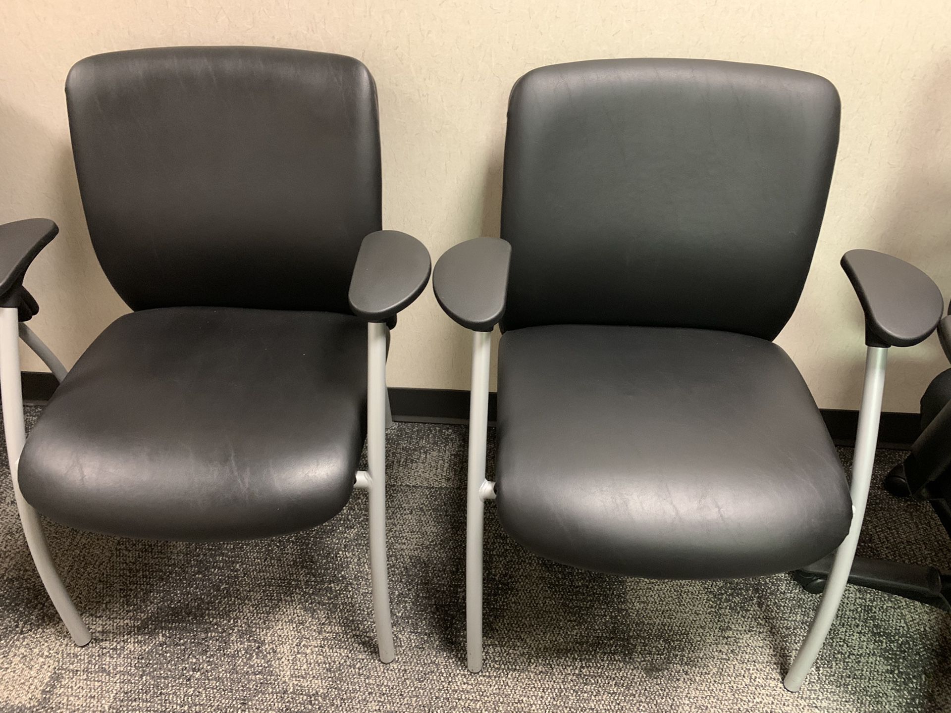 Chairs and office desk for sale