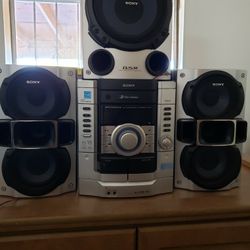 House Stero Whit Remot Control 