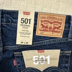 Levi’s 501 Cropped  Women’s Jeans 29x26
