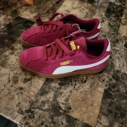 Shoes For Girl  Size 4