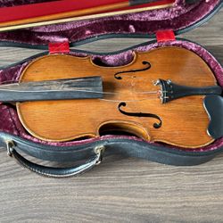 Antique Violin, Bow And Case