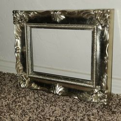 VINTAGE ORNATE GOLD SILVER PICTURE FRAME DECOR