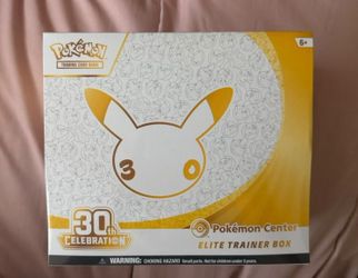 Pokemon 30th Celebration Pokemon Center Elite Trainer Box