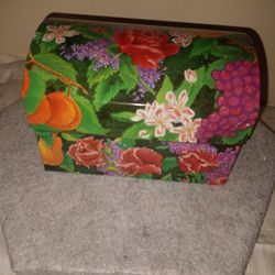 Vintage Metal Recipe Card Tin