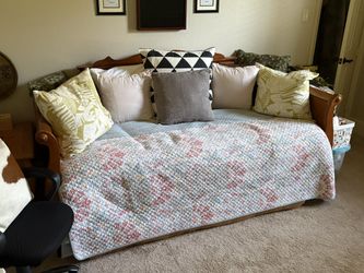FOLDING SOFA BED - QUEEN