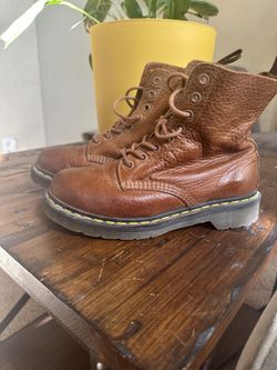 Used Doc Martens Size 7