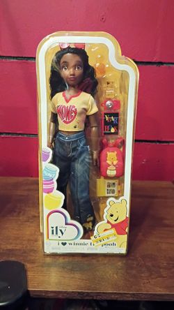 Disney ILY 4EVER Winnie the Pooh Doll