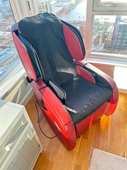Human Touch AcuTouch 6.0 Full-Body Massage Chair – Works Great