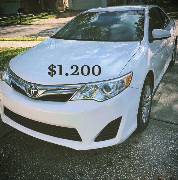 🍁Well maintained 2013 toyota camry🍀- One Owner -$1.200