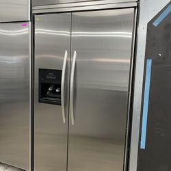 Kitchen Aid 42” Built In Refrigerator In Stainless Steel Used