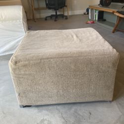 Minimalist Ottoman/Bed