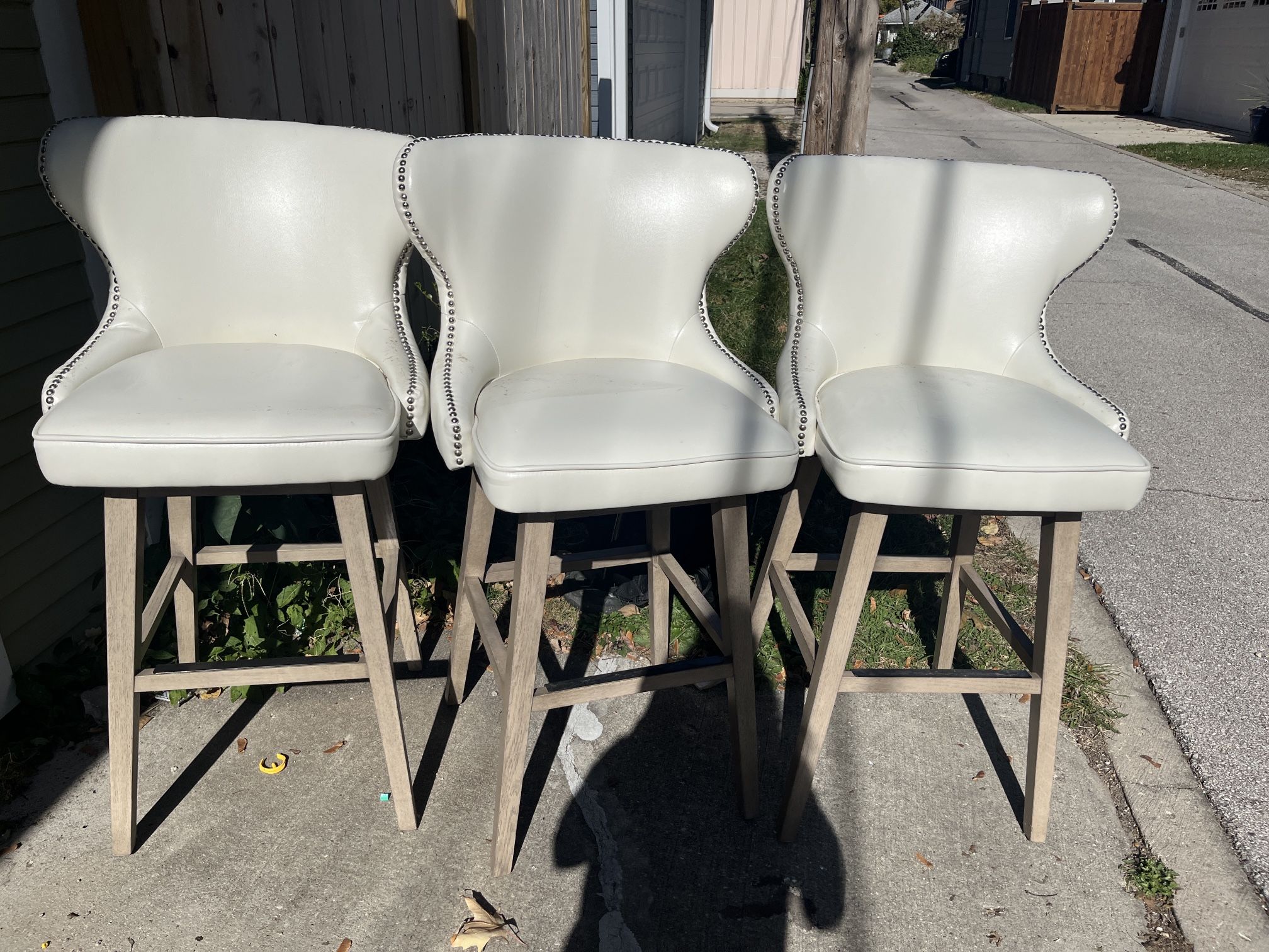 Set Of 3 Swivel Barstools