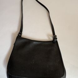 Vintage Coach Black Leather Shoulder Bag 