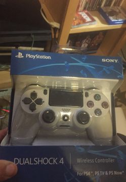 Unopened ps4 remote