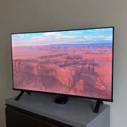 Toshiba 4k UHD Smart TV 45”