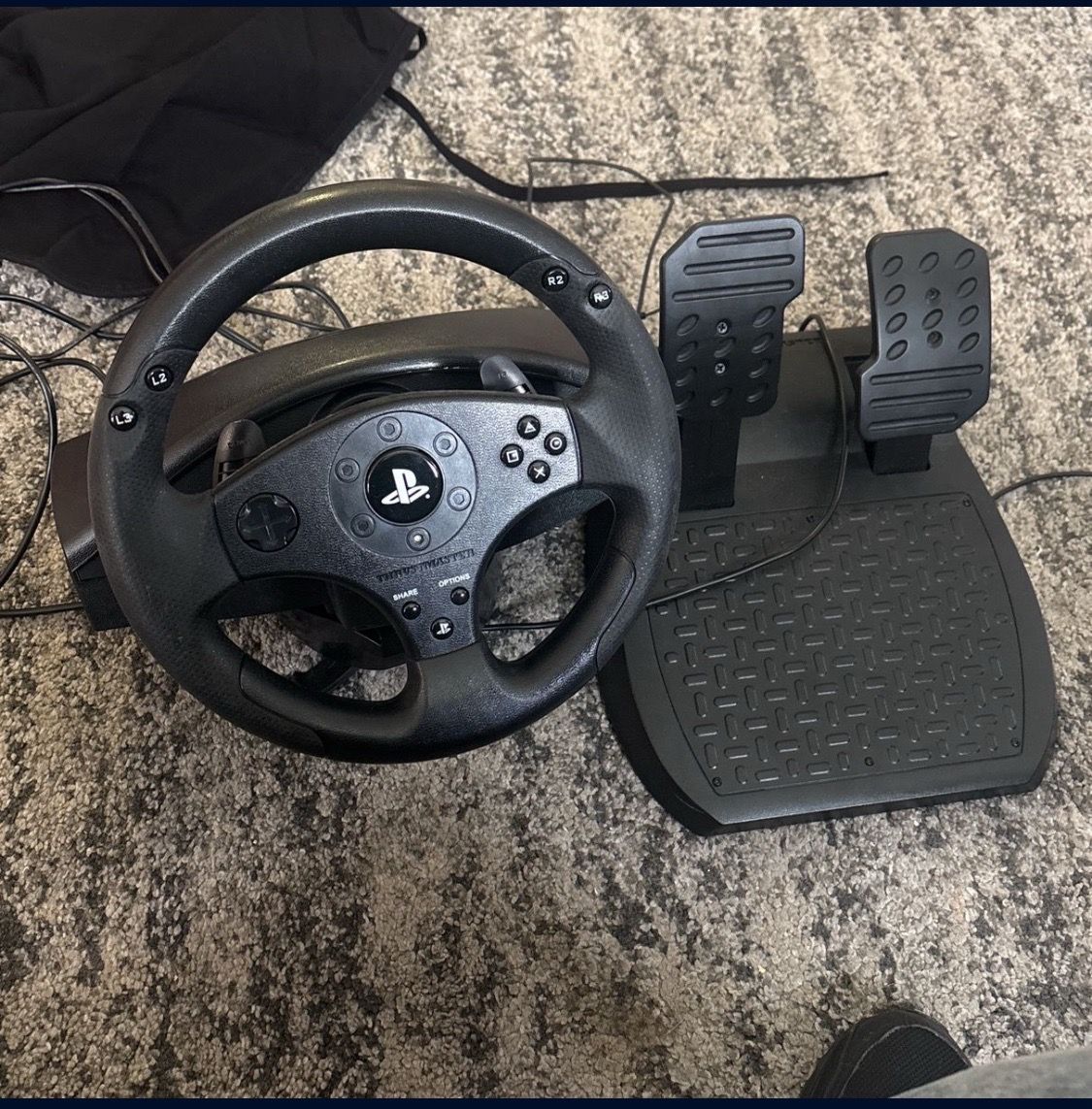 PS4 Thrustmaster wheel and pedals