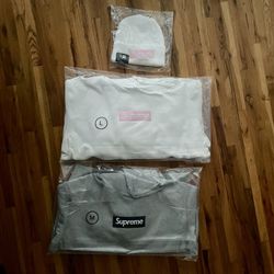 Supreme Box Logo Hoodie FW25 & Beanie