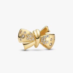 Sparkling Gold Charm 