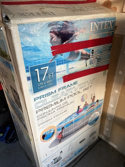 17ftx48in Pool NEW!!