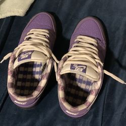 Purple lobster dunks