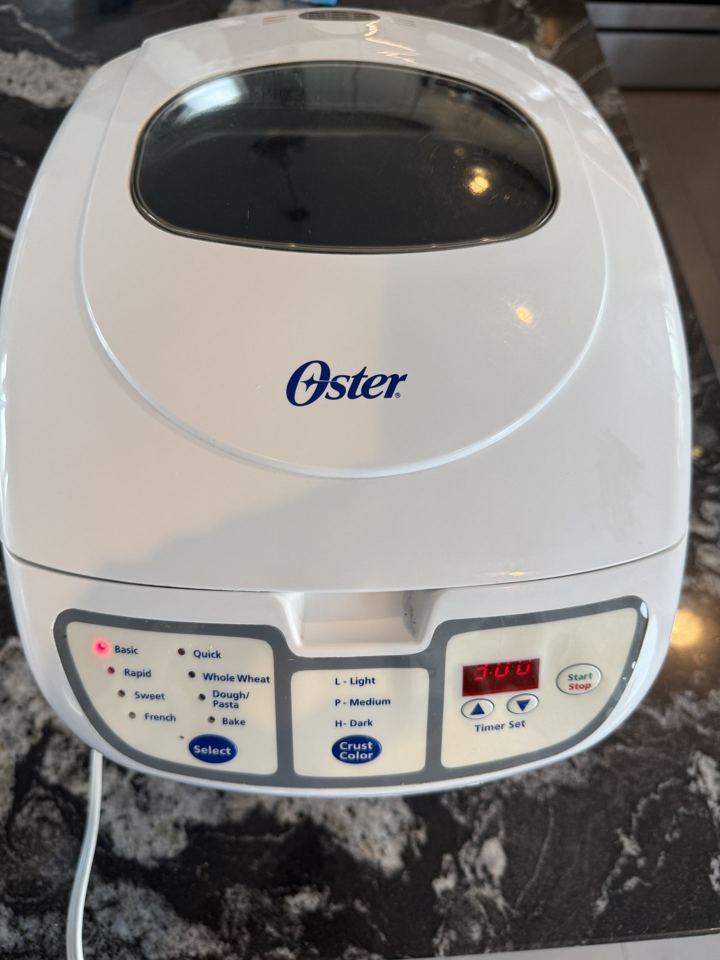 Oster Bread Maker – 2 lb Capacity, 8 Settings, Works Great