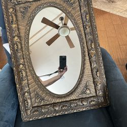 Antique Oval Mirror In Rectangle Frame 19x27-1/2x2