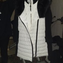 Brand New Calvin Klein White And Black Jacket
