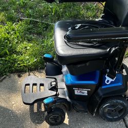 Pride scooter (GREAT CONDITION)