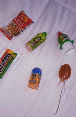 candy leis & spicy chips leis