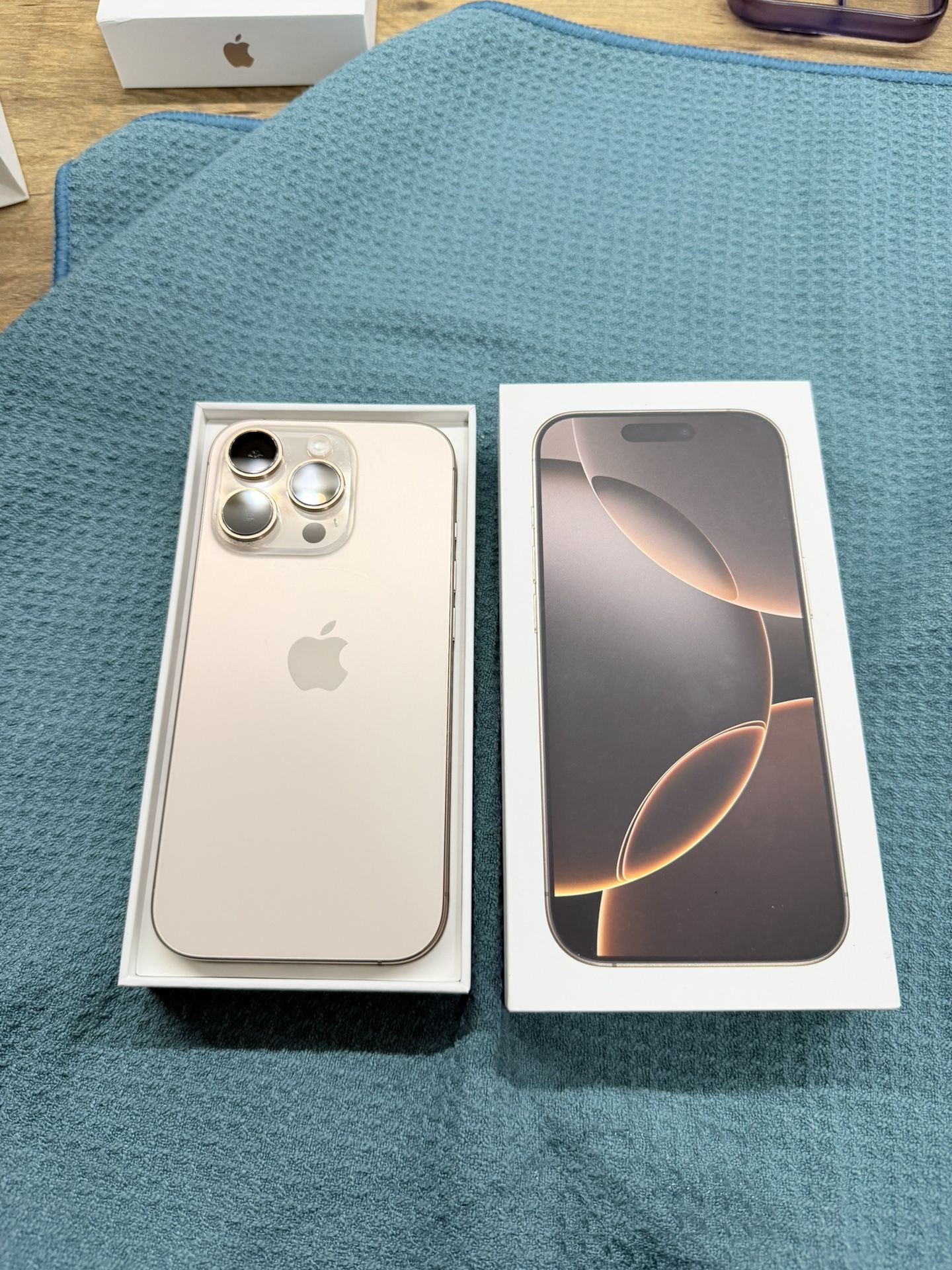Mint Condition Unlocked iPhone 16 Pro 256gb W Apple Care
