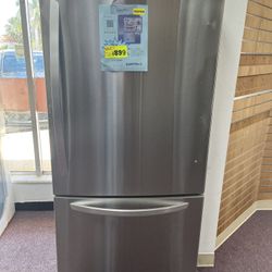 Refrigerator, 33” Button Freezer Refrigerator With Warranty 