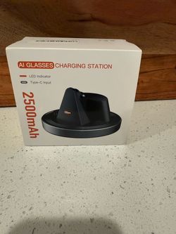 AI Glasses Charging Station