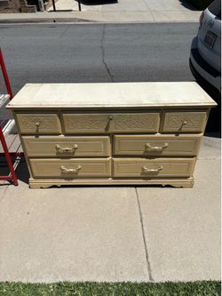Dresser with working drawers