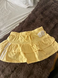 Yellow skirt