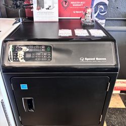 Speed Queen Gas Dryer DF7 in Black
