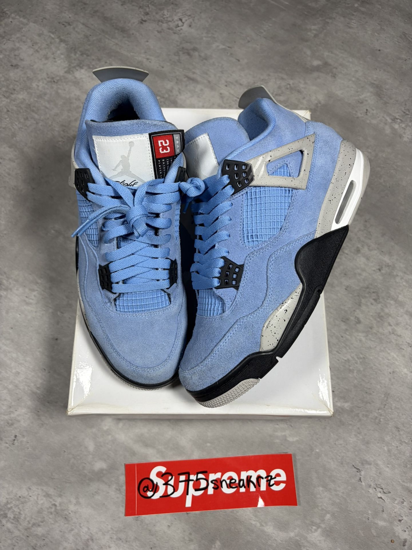 Jordan 4 UNC size 10 Men