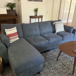 Couch FREE - PENDING PICKUP