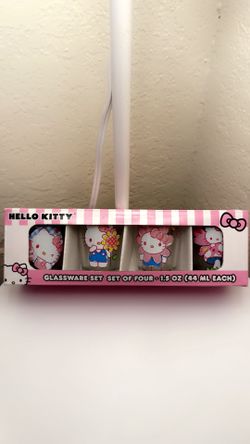 Brand new hello Kitty shot glasses