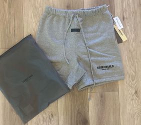 Dark oatmeal essentials shorts FOG