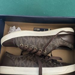 Michael Kors MK Monogram Brown Lace Up Sneakers Women’s Size 9.5** 