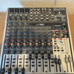 Used Behringer Xenyx X1622USB Unpowered Mixer