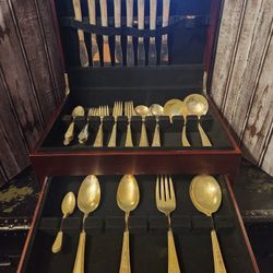 Royal Saxony Silver Plated Silverware Set In Wood Box