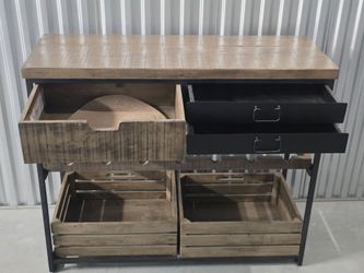 Hutch/cabinet for sale MUST GO TODAY