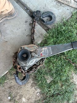Chain hoist