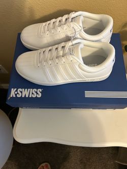 K-Swiss women court sneaker Size 7