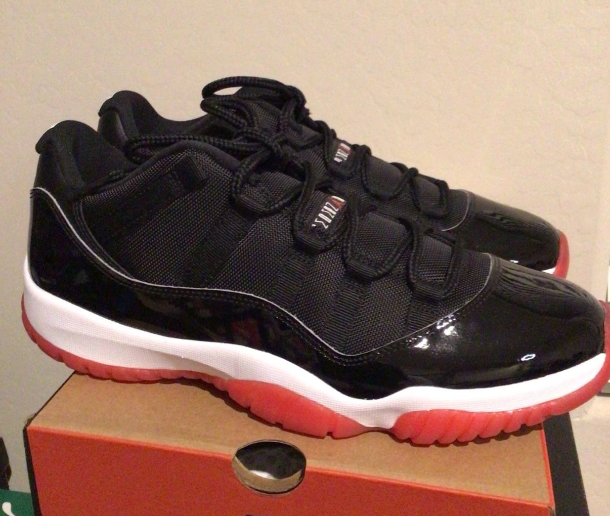 Jordan 11 Bred Low