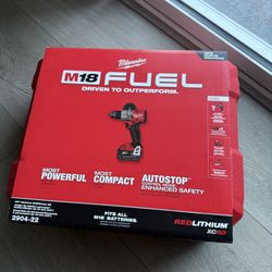 Brand new Milwaukee M18 FUEL Hammer Drill/Driver Kit (Model 2904-22)