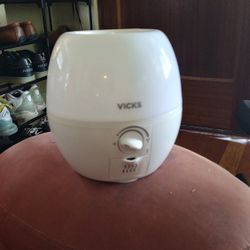 Vicks Humidifier