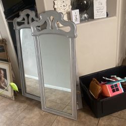 2 Mirrors 