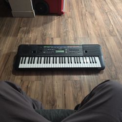 Yamaha Key Board 